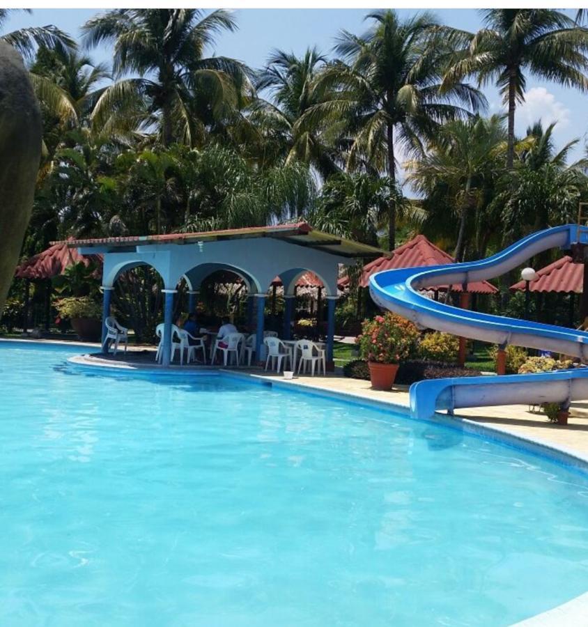 Hotel Santa Cruz Zapaca Kültér fotó